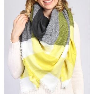 NWT Cozy Oversize Blanket Scarf - Grey Yellow
